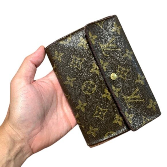 Louis Vuitton Wallet Women’s M Brown Monogram Canvas Trifold Snap Closure - Picture 1 of 16